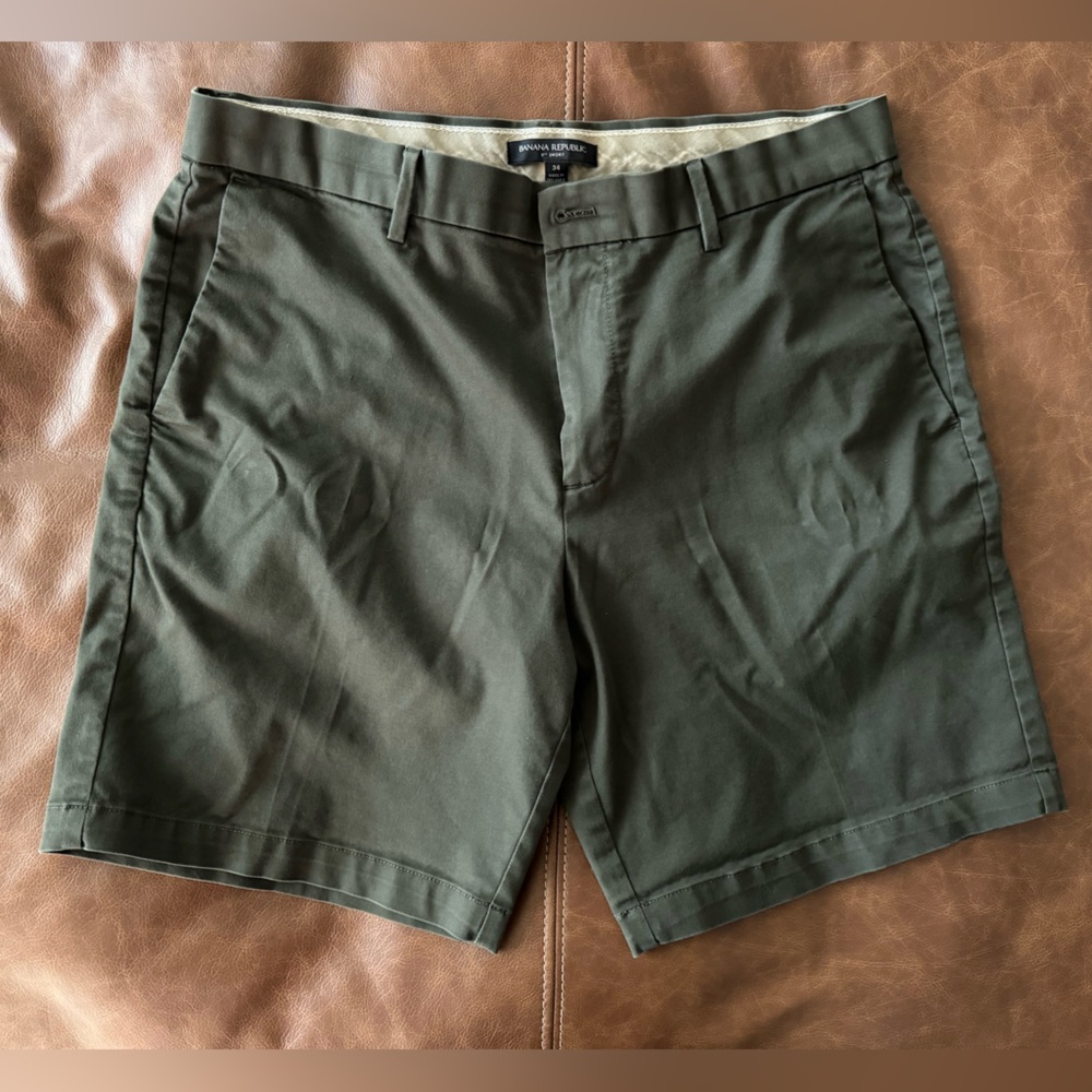 Men’s Banana Republic shorts